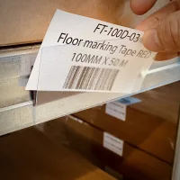 Suporturi pentru etichete pentru rafturi și stative